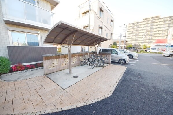 フォレストコート大宮の物件内観写真